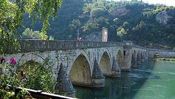 The bridge on the Drina. (novala) The bridge on the Drina. (novala)