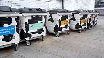 Garbage cans in cow design. (novala) Garbage cans in cow design. (novala)