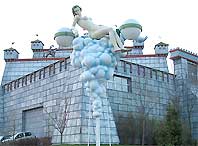 Mermaid and the castle. (kitschtante.antville.org) Mermaid and the castle. (kitschtante.antville.org)