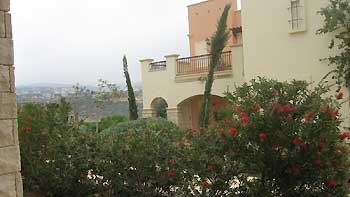 Hotel garden. (novala) Hotel garden. (novala)