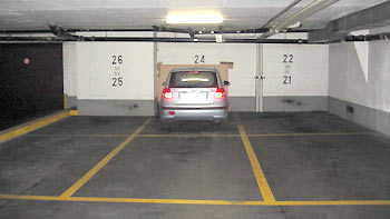 Parking lot. (novala) Parking lot. (novala)