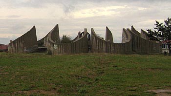 Monument. (novala) Monument. (novala)